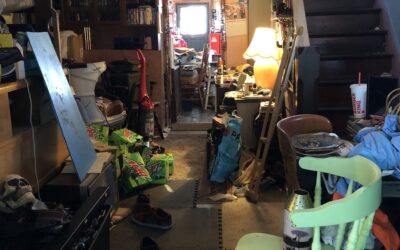 hoarder house2-min